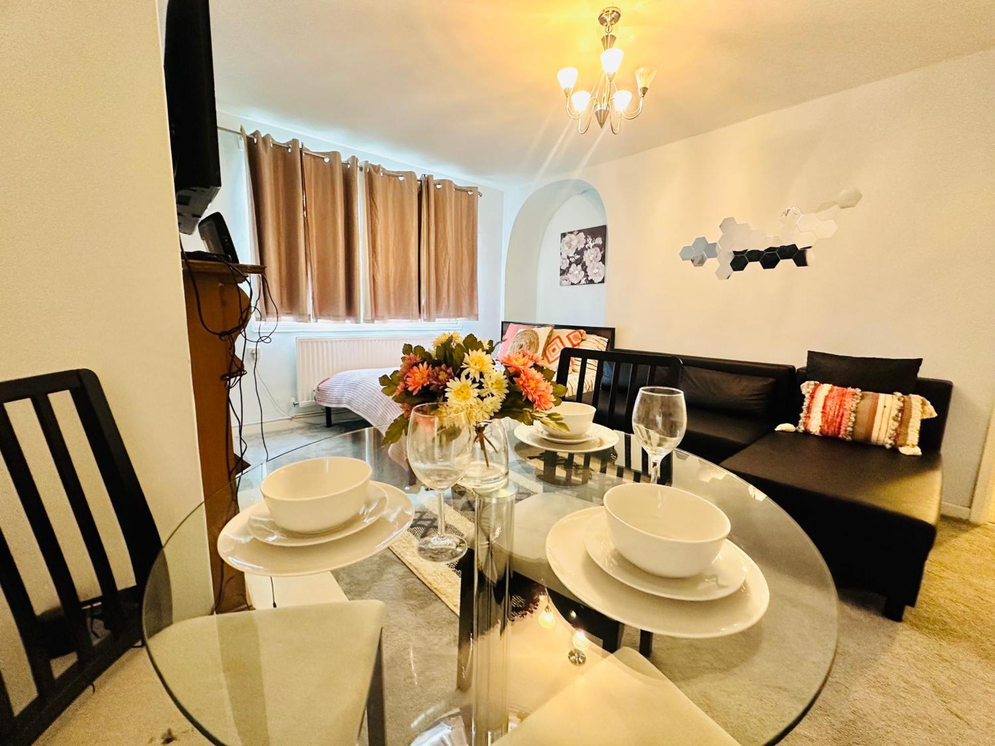 Victoria Family Apartment In Central לונדון מראה חיצוני תמונה