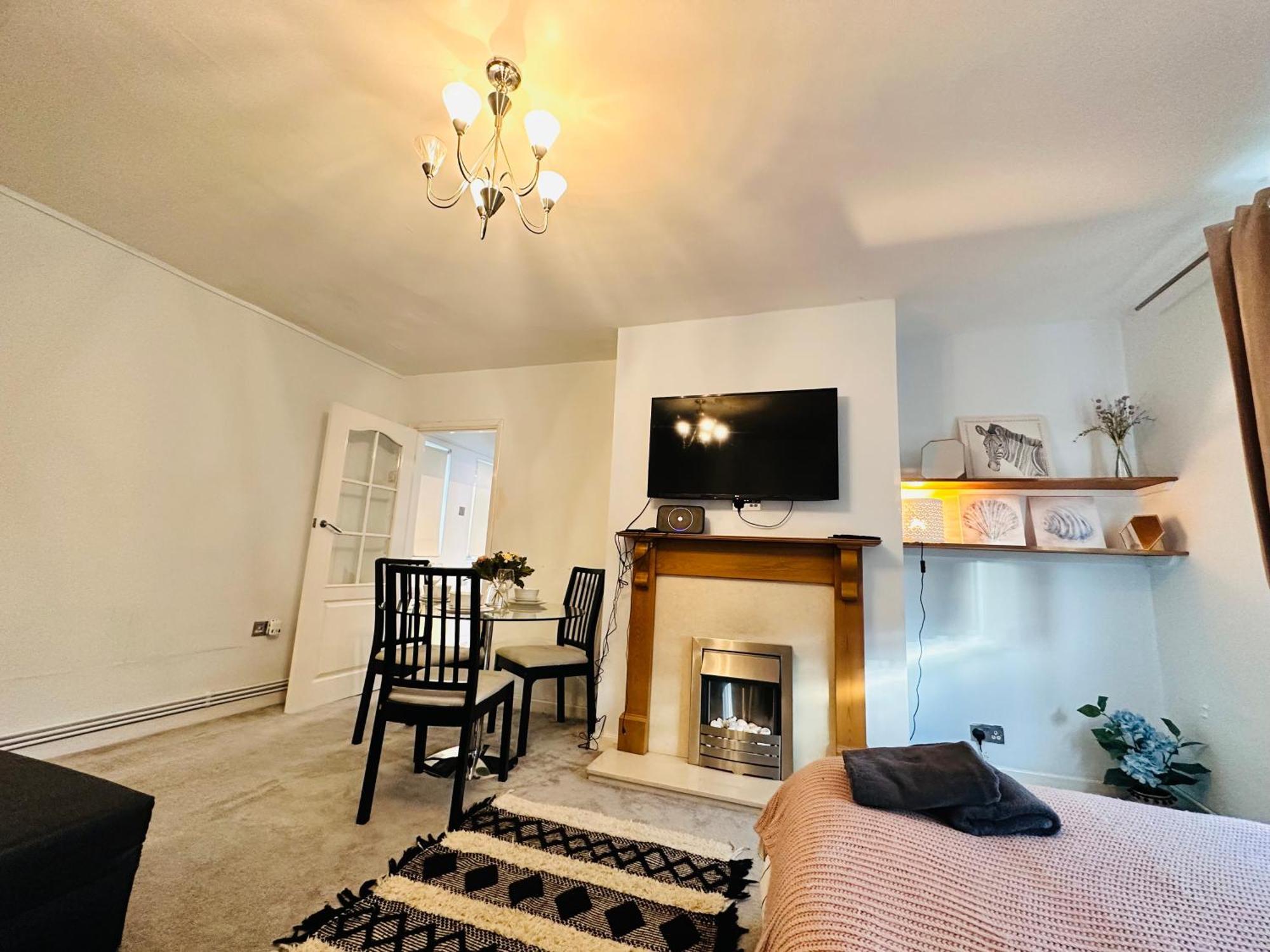 Victoria Family Apartment In Central לונדון מראה חיצוני תמונה