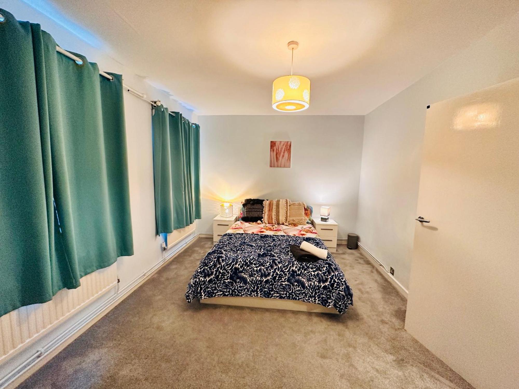 Victoria Family Apartment In Central לונדון מראה חיצוני תמונה